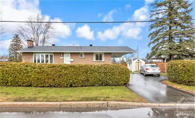 1523 DUFORD Drive, Orleans - Cumberland and Area, ON K1E 1G3