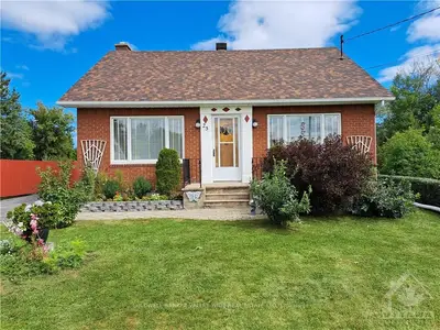 25 POOLE Street, McNab/Braeside, ON K7S 1J1