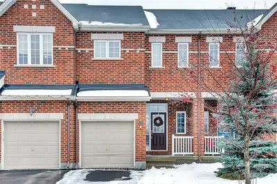 706 Bowercrest Crescent, Blossom Park - Airport And Area, On K1v 2m2