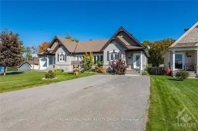 106 Castel Street, Alfred And Plantagenet, On K0a 3k0