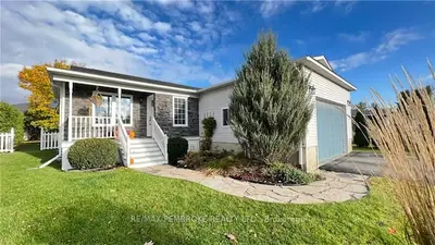 10 MORRISON Drive, Whitewater Region, ON K0J 1K0