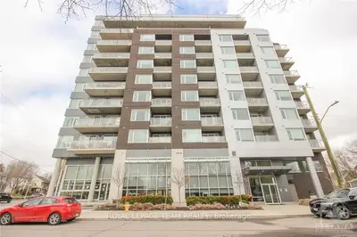 7 MARQUETTE Avenue 404, Vanier and Kingsview Park, ON K1L 8A7