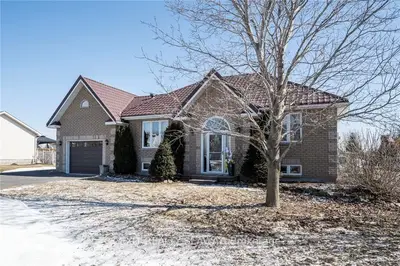 5857 TRUDEAU Avenue, Orleans - Cumberland and Area, ON K0A 3H0