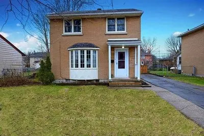 102 REYNOLDS Drive, Brockville, ON K6V 1X1