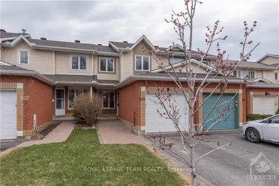 509 LAWLER Crescent, Orleans - Cumberland and Area, ON K4A 3Y5