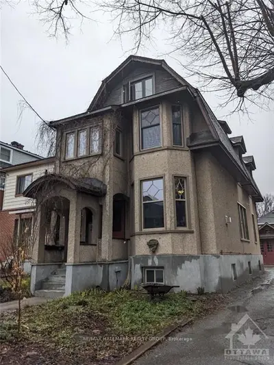 210 Blackburn Avenue, Lower Town - Sandy Hill, On K1n 8a8