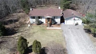 175 BISHOP DAVIS Drive, Constance Bay - Dunrobin - Kilmaurs - Woodlawn, ON K0A 3M0