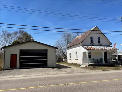 2137 WESTMEATH Road, Whitewater Region, ON K0J 2L0