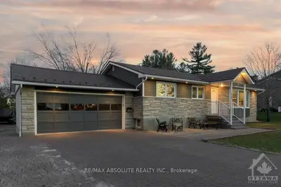 15 CARLETON CATHCART Street, Stittsville - Munster - Richmond, ON K2S 1N1