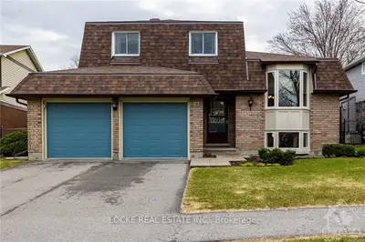 57 WAXWING Drive, Hunt Club - Windsor Park Village and Area, ON K1V 9H1