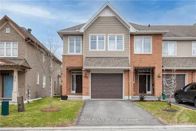 772 HAZELNUT Crescent, Blossom Park - Airport and Area, ON K1T 0K3