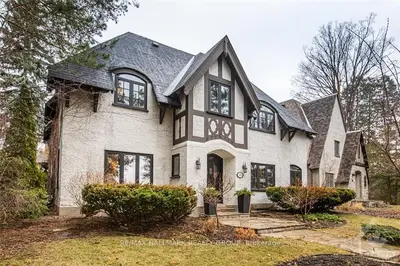 589 ISLAND PARK Crescent, Tunneys Pasture and Ottawa West, ON K1Y 3P3