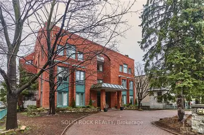 405 LAURIER Avenue E 8, Lower Town - Sandy Hill, ON K1N 6R4