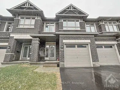 726 Capricorn Circle, Blossom Park - Airport And Area, On K4m 0j5