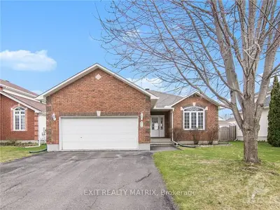 71 RENOIR Drive, Russell, ON K0A 1W0