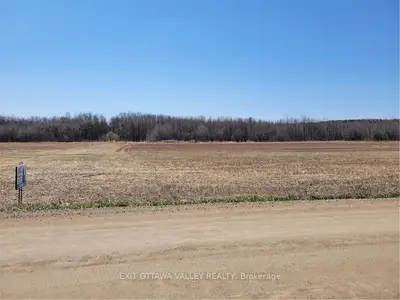 00 Stafford Second Line, Laurentian Valley, ON K8A 6W4