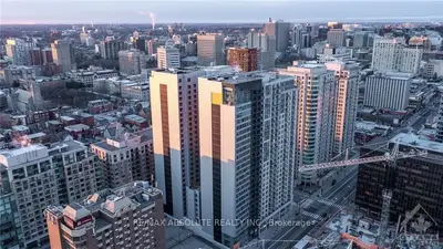 256 RIDEAU Street 2703, Lower Town - Sandy Hill, ON K1N 5Y3