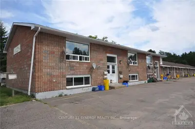 55 MOHNS Avenue A, Petawawa, ON K8H 2H1