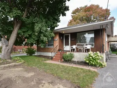 1319 Avenue N Avenue, Alta Vista And Area, On K1g 0a7