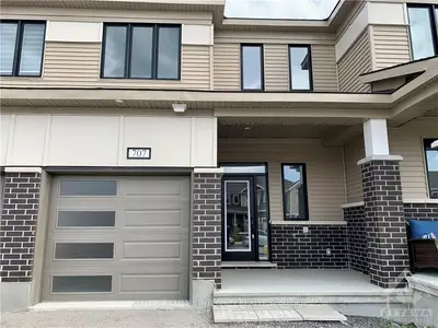 707 Derreen Avenue, Stittsville - Munster - Richmond, On K2s 2z2