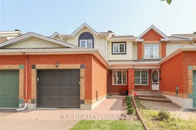 42 DRUMSO Street, Hunt Club - South Keys and Area, ON K1T 3X9