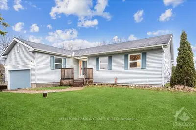2232 WALLINGFORD Way, Manotick - Kars - Rideau Twp and Area, ON K0A 2T0
