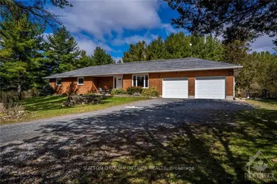 527 BETHEL Road, Stone Mills, ON K0K 3N0