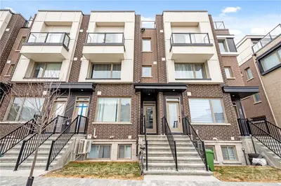 645 MAKWA, Manor Park - Cardinal Glen and Area, ON K1K 5A3