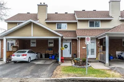 18 PADDINGTON, Hunt Club - South Keys and Area, ON K1V 0S8
