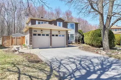 1820 THISTLELEAF Crescent, Orleans - Convent Glen and Area, ON K1C 5W3