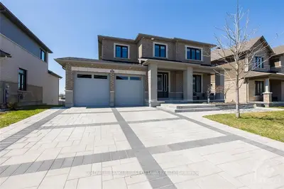 836 Percival Crescent, Manotick - Kars - Rideau Twp And Area, On K4m 0g3