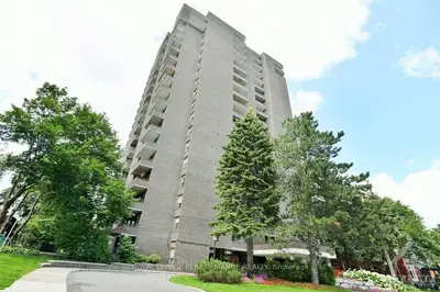 71 SOMERSET Street W 702, Ottawa Centre, ON K2P 2G2