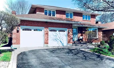 20 BUTTONWOOD Trail, Stittsville - Munster - Richmond, ON K2S 1C9