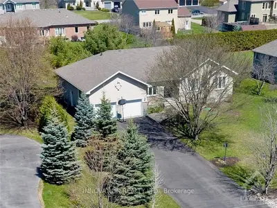 1446 BLACK STALLION Way, Greely - Metcalfe - Osgoode - Vernon and Area, ON K4P 1R6