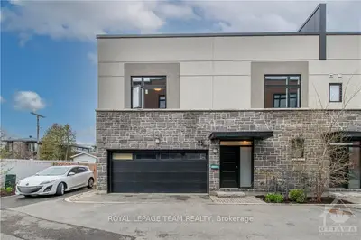 25 Chicago, Britannia Heights - Queensway Terrace N And Area, On K2a 3r7