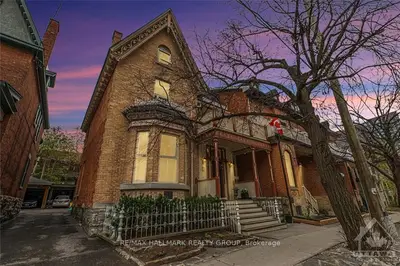 112 DALY Avenue, Lower Town - Sandy Hill, ON K1N 6E7