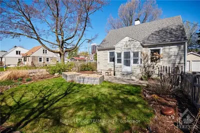 129 CRERAR Avenue, Carlington - Central Park, ON K1Z 7P1