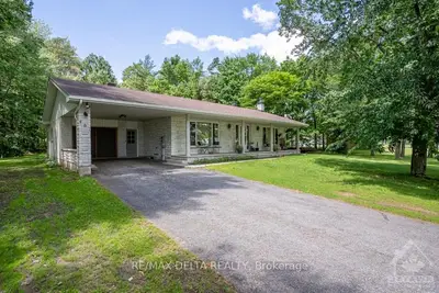 481 ROUTE 4 Street, Alfred and Plantagenet, ON K0B 1L0