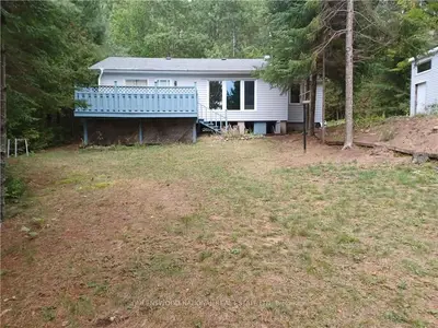 285 KUIACK LAKE Road, Madawaska Valley, ON K0J 1B0