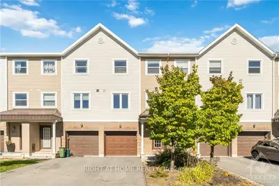 366 Moffatt Pond Court, Barrhaven, On K2j 0c7