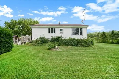 3233 French Hill Road, Orleans - Cumberland And Area, On K4c 1k8