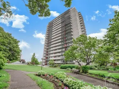 158a Mcarthur Avenue 803, Vanier And Kingsview Park, On K1l 8e7