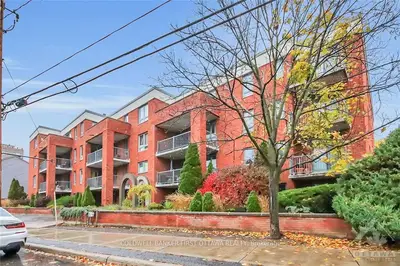 939 North River Road 303, Vanier And Kingsview Park, On K1k 3v2