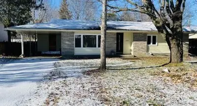 2664 Colman Street, Billings Bridge - Riverside Park And Area, On K1v 8j9
