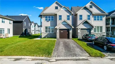 137 Minikan Street, Blossom Park - Airport And Area, On K1x 0e5