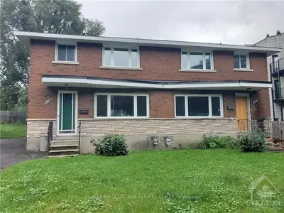 2062 Carling Avenue, Mckellar Heights - Glabar Park And Area, On K2a 1g7