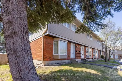 1700 RODIN Way, Orleans - Convent Glen and Area, ON K1C 4Z1