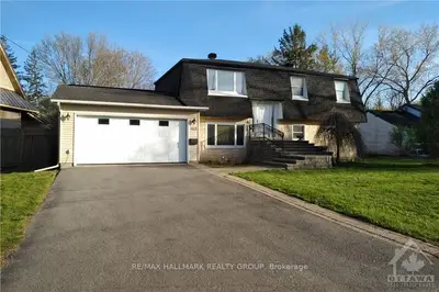 182 GRANDVIEW Road, Crystal Bay - Rocky Point - Bayshore, ON K2H 8B1