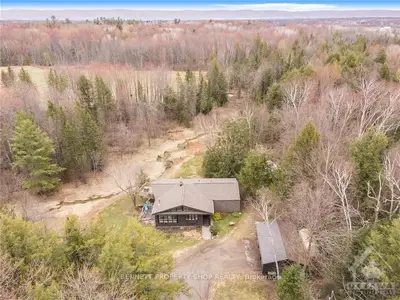 4060 WOODKILTON Road, Constance Bay - Dunrobin - Kilmaurs - Woodlawn, ON K0A 2M0