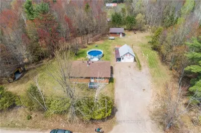 2020 SANDY BEACH Road, Laurentian Valley, ON K8A 6W8